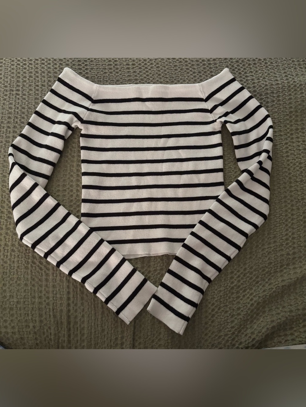 Aeropostale Black & White Striped Off-Shoulder longer fitted Crop Top